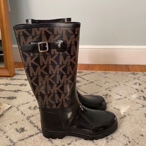 MK Logo rain boots